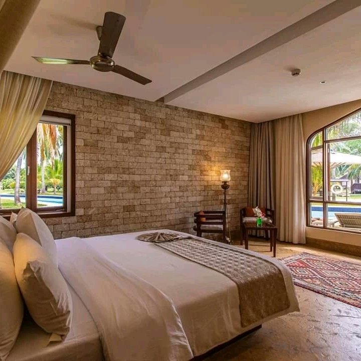 starlucktrv's tweet photo. Silver Palm is popular among visitors for it's relaxed ambience and sumptuous rooms😍 Comes in highly recommended for someone who would like to spend some time in Kilifi👌 https://t.co/mmfOFjUvAb
