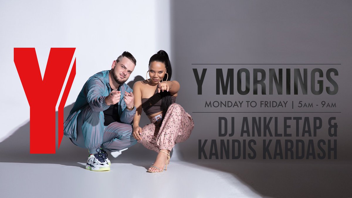 BlackChild_Dj's tweet photo. As we welcome you into another #ymornings Tuesday edition with Pompo @DJAnkletap aka Spoko sa Moleko holding in down with the Iconic @kandiskardash to serve you the best breakfast show in the Radio business @JosiChave @Ntsako_Mkhari_ @Thabo_Baloyi_ we kick start with bang @Yfm 🤌 https://t.co/aEGpcEZU0d
