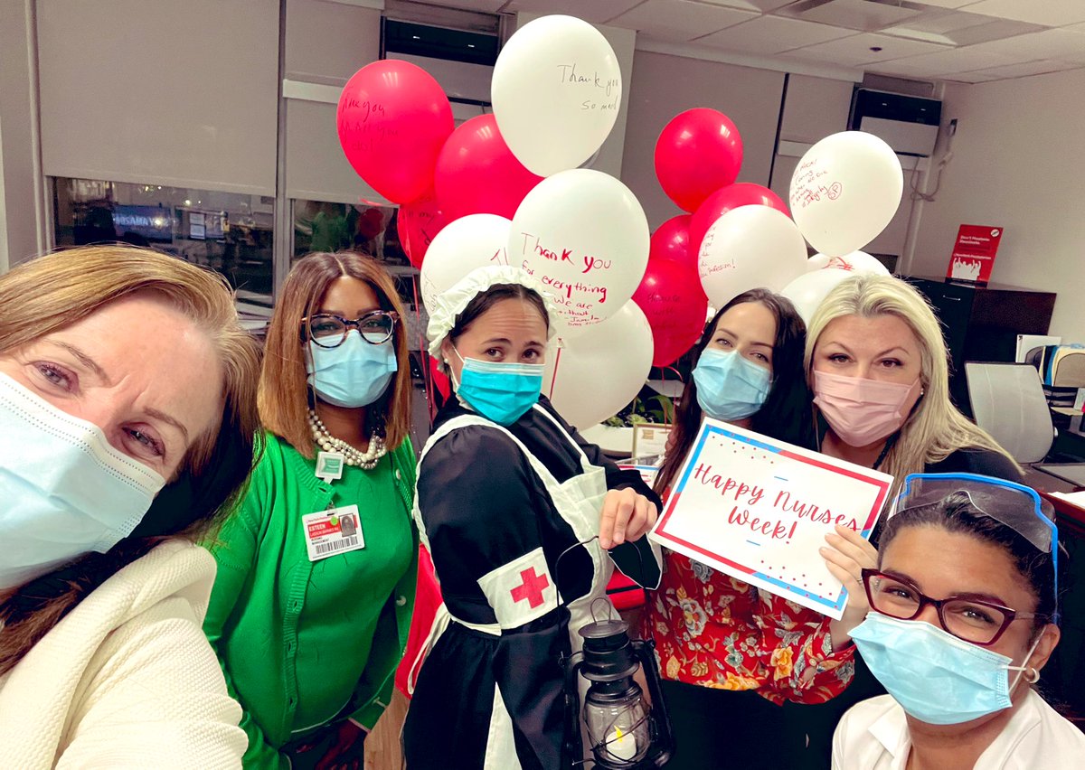 So much fun having Florence Nightingale join us for night shift cookie 🍪 rounds! She was a hit 🙌🏻 in helping us celebrate our <a href="/nyphospital/">NewYork-Presbyterian</a> Lower Manhattan Nursing Team ! #NursesWeek #Thankyou #GoFlo @WillieMManzano <a href="/anyely_campbell/">Anyely Campbell</a>