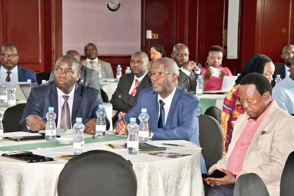 Environment_Ke's tweet photo. Happening now! Environment and Forestry, Principal Secretary, Dr Chris Kiptoo is currently at the launch of forestry and Land Restoration Action for Kenya’s NDCs (FLARAK) Project @Kiptoock @Walidbadawi
@UNDPKenya https://t.co/d0wOSM28zN