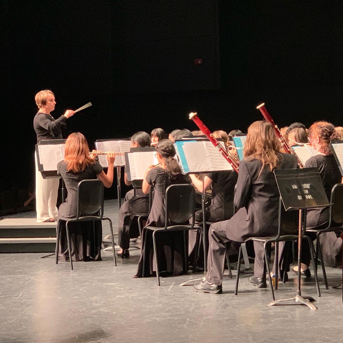 VBband1's tweet photo. We were truly honored this evening to recognize Van Buren Band Director MRS. JULIE KONZELMAN for her 23 years of dedicated service to the Van Buren Band. We are so thankful &amp; blessed that she is part of our team &amp; wish her all happiness in the next chapter in her life’s journey. https://t.co/Je2TPxUhFe