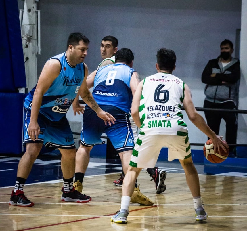#LaLigaFederal | División NOA

Victoria y clasificación para <a href="/nicavelanedasgo/">Nicolas avellaneda</a>, que superó como local a su homónimo tucumano, cerró su serie de repechaje y accedió a los playoffs interdivisionales.

✍️argentina.basketball/liga-federal/n…