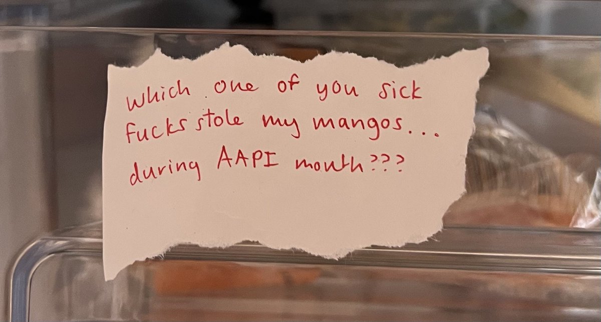sydstitch's tweet photo. i bought mangos for a picnic tmr that i was looking forward to so much but now i have to go take my math final without even the sweet promise of mangos on the other side https://t.co/lPa1VS8fD2