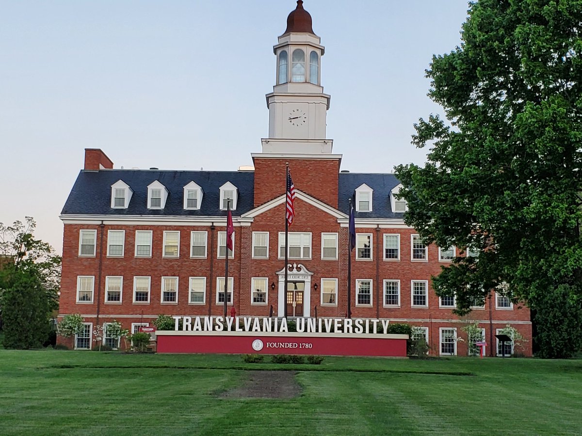 GuthrieMayesPR's tweet photo. At the beautiful Carrick Theatre at Transylvania University for the Lexington mayoral debate https://t.co/orUDTyGXEJ