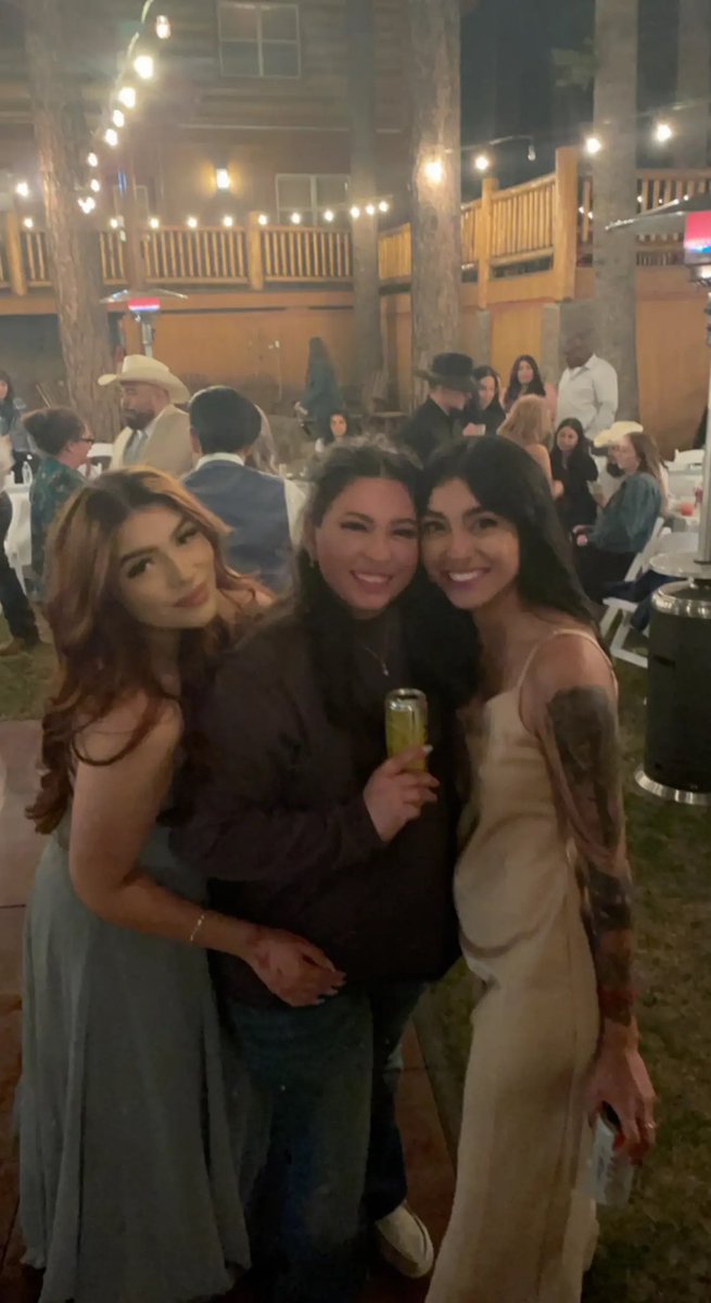manda_navarrete's tweet photo. So many years later and here we are🤍💫 

@evaaani_  @abcruzab https://t.co/Enzj4dW4qn