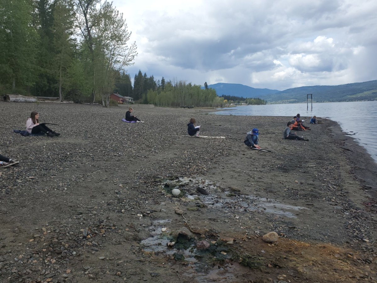 MollyCooperman's tweet photo. Imagine this is your classroom 😎😄#environmentalexchangebox @sd83schools #Shuswap https://t.co/WpRlCFkdXL