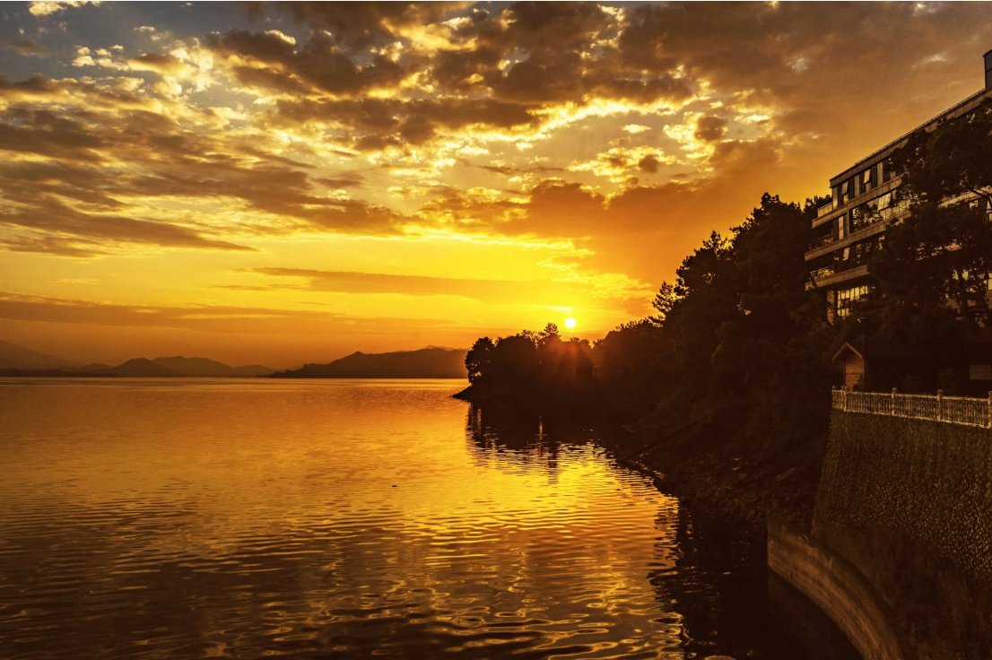 thisisChina_en's tweet photo. #QiandaoLake in #Hangzhou was selected by the China World Records Association with 1078 islands, creating the highest in the world. Here is the characteristic landscape of the labyrinth on the lake and the oasis of the soul~#Chinatravel #Zhejiang #100scenicspotsthatChinamustvisit https://t.co/yIcfeIowQ0
