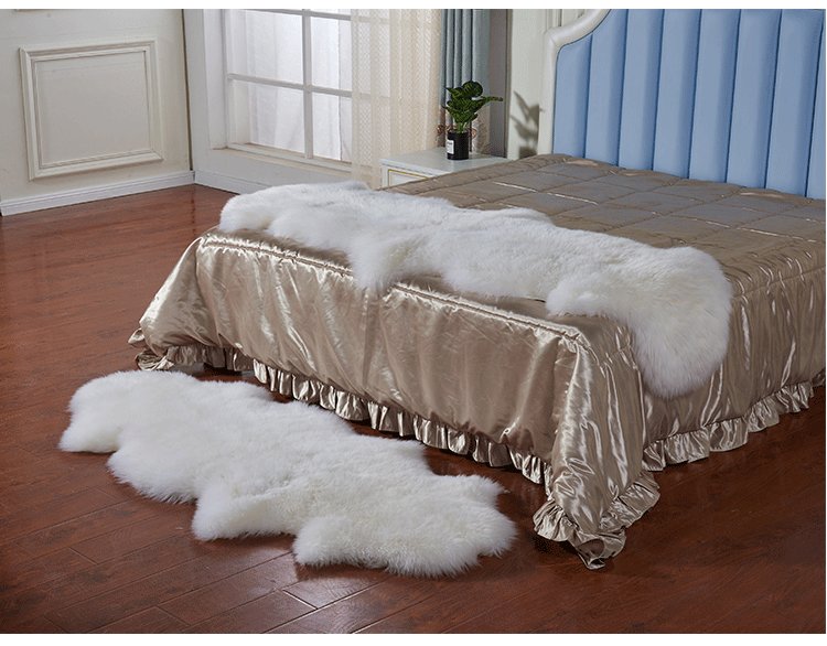 Mikeleeni's tweet photo. The best sheepskin for your room #FuroraFur #FuroraHome #Sheepskin #SoftHome #FashionHome https://t.co/8km34BSt4Y