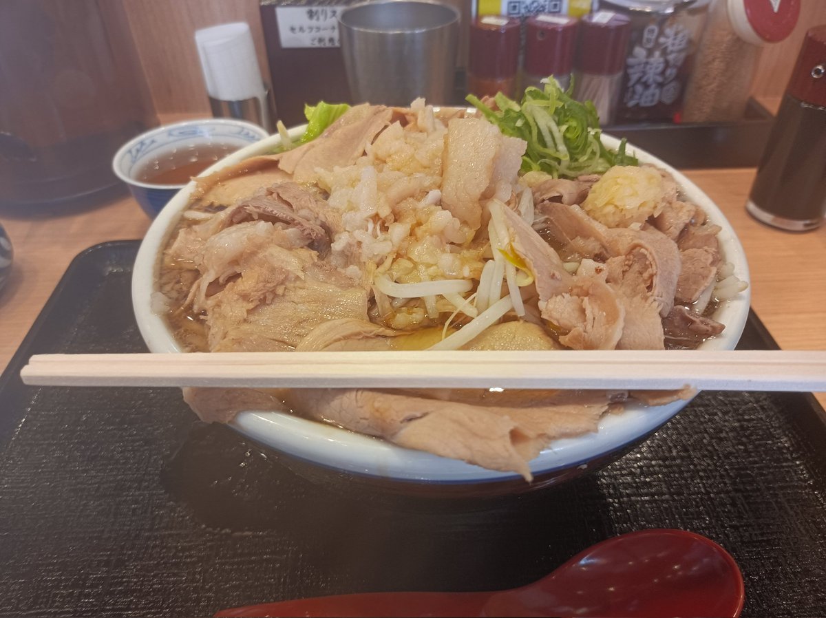 610_black's tweet photo. 本日のランチ、角中うどん店の角二郎。
うどん3玉。昼からに備えて腹ごなしが必要！
#角中うどん店 https://t.co/LocQTwVr9S