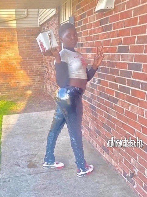 ThreadsbyEden's tweet photo. hey y’all…how y’all doing🌚🌚 https://t.co/cg6byoAdbK