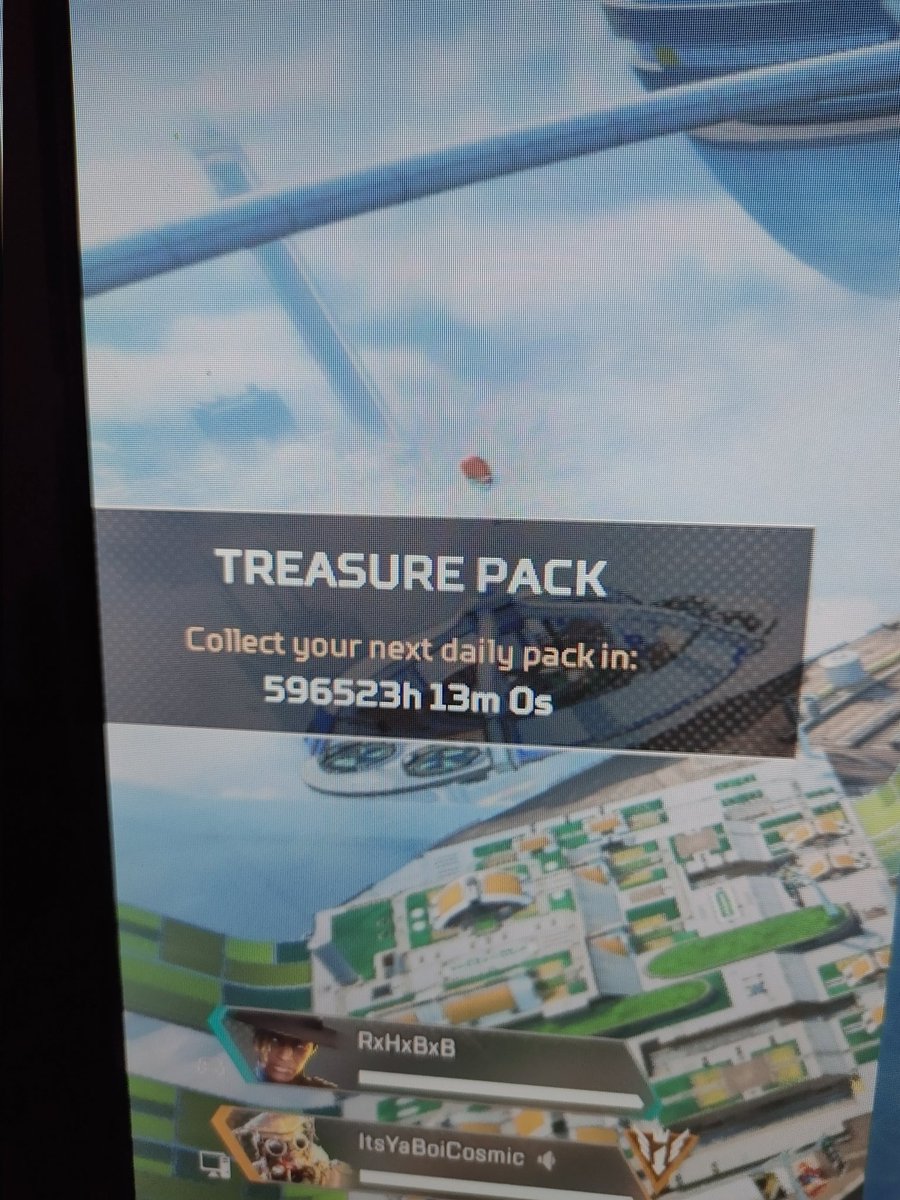 Fallen_Angel232's tweet photo. @Respawn why cant I get a treasure pack for 6.5 years? https://t.co/LmrtdOfqsB