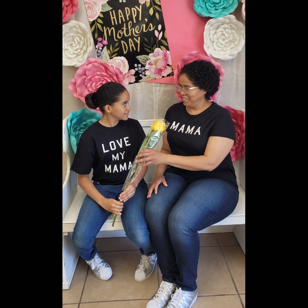 ElsaOzn's tweet photo. #MothersDay2022 ❤️🙏❤️ https://t.co/wYHU9ULgGO
