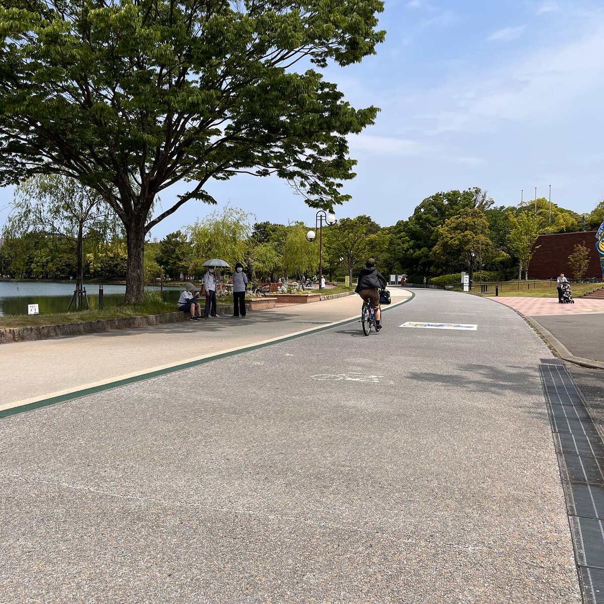 _EternalGaia's tweet photo. 昨日から博多に✨
ラーメンをガッツリいただいたので朝ラン🏃‍♂️
ゴミひとつない綺麗な公園でした👏
#朝ラン #永遠の地球 #未来へつなぐ #子供たちへ #1run1clean up https://t.co/6trRCy3lBk