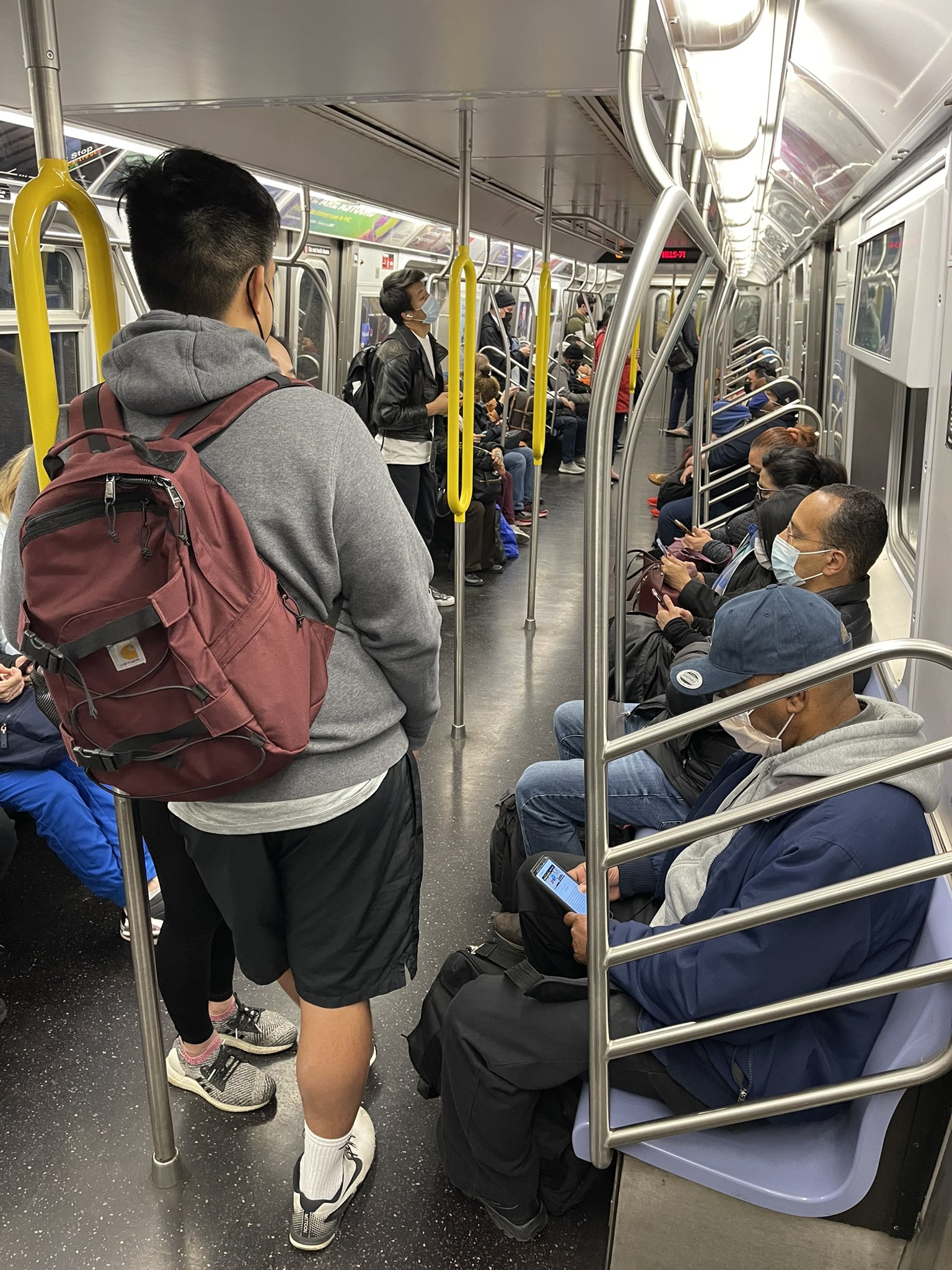 NYC_KB on Twitter "Quiet ride home. nycsubway https//t.co/4FHyC6GtvM