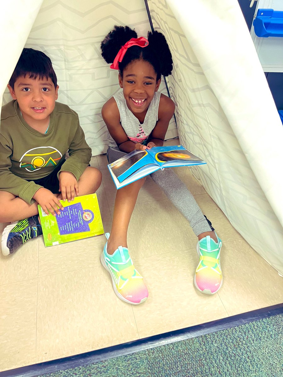 Our week of Camp Read A Lot has begun and we are already having so much fun!!📚⛺️ <a href="/TesCaraballo/">Natalia Ivette</a> #TESLeads
