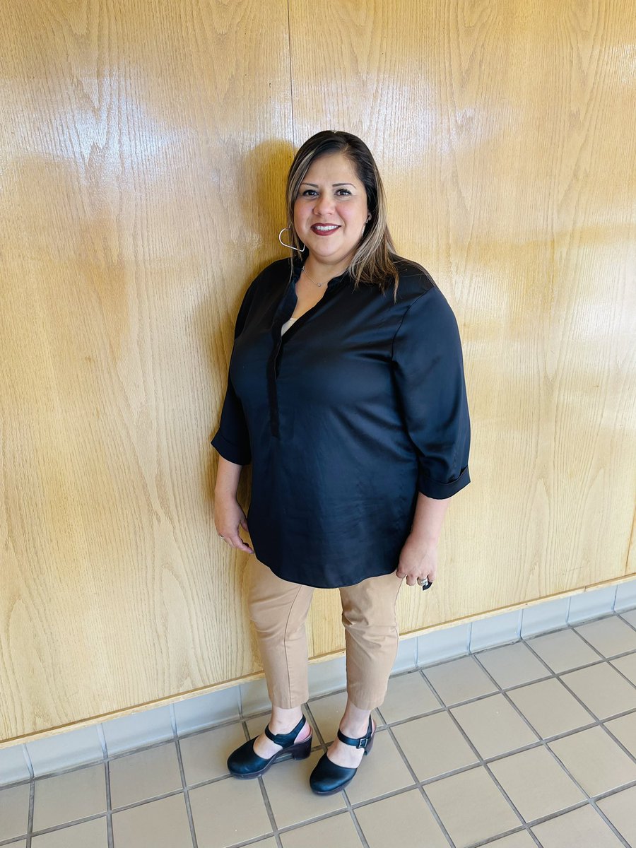 MTapia_CI's tweet photo. Please help me welcome our newest Dyslexia Provider Mrs. Denise Garcia!😃 She comes with a wealth of knowledge and is an amazing asset to our students! Mrs. Garcia we are ecstatic you are officially part of our team!! 🤗 #TeamSISD #SISDSpecEd @damianamtz1 @DBennett_CI @LMares_CI https://t.co/f6ijzIvOk7