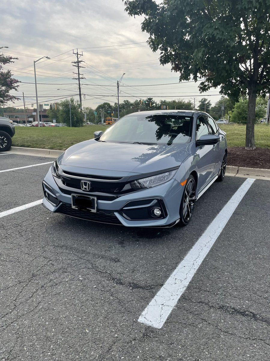 ModChurch's tweet photo. @Sellexie Mine’s still mostly stock. Will do some more fun things eventually…LOVE my hatch though, such an awesome car 😁

This is my second one, my poor 2017 got hit by a semi last year 😭 https://t.co/UrGS89yyDC