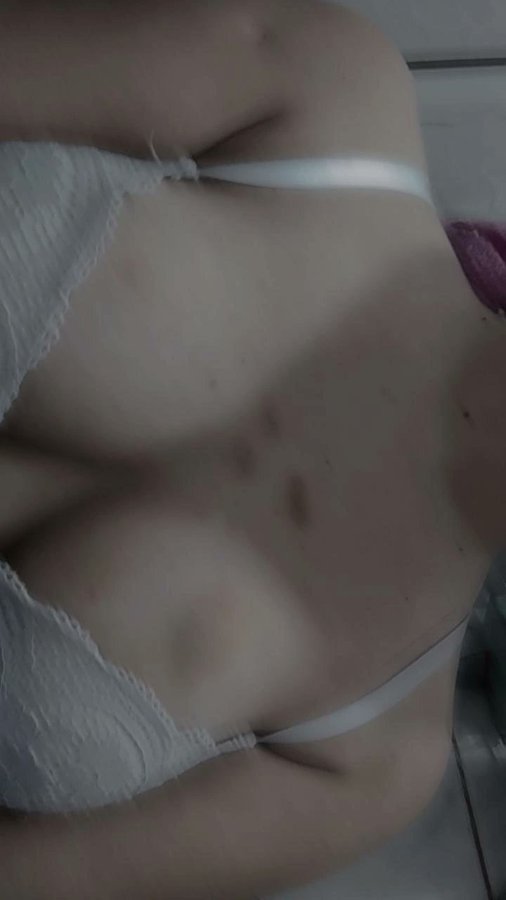 pilaaar_89_'s tweet photo. Déjame ayudarte a correrte conmigo todos los días 😈💦 suscríbete a mi PATREON https://t.co/QWooRXO28m
🔥Fotos y videos diarios
🔥Videos personalizados
🔥Videollamadas calientes
🔥Chatea conmigo y envíame tu pack
🔥Conóceme más y mira lo traviesa que puedo ser para ti
te veo allí https://t.co/HdzLECdm4o