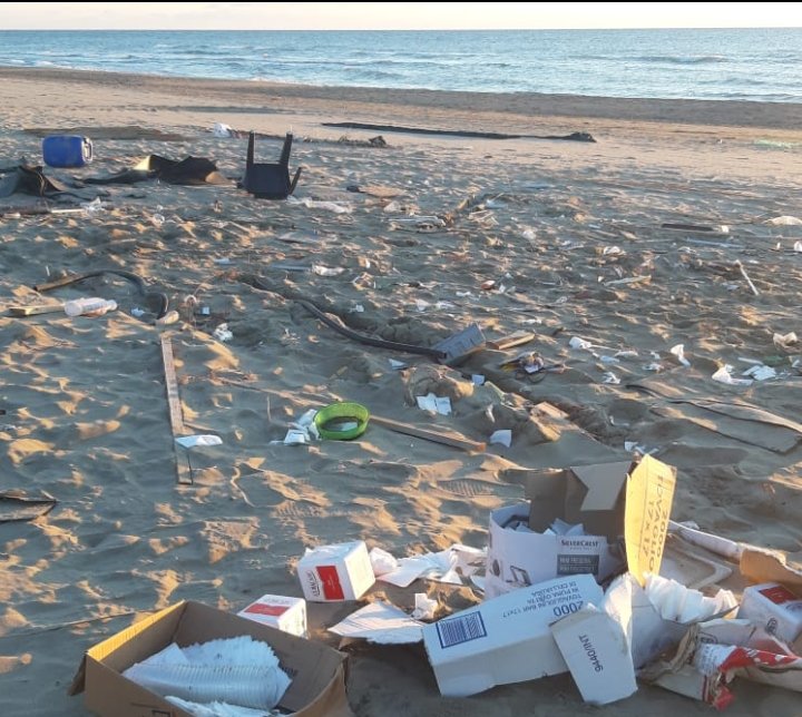 fravella74's tweet photo. Solo l'educazione e il buon senso può salvare questo pianeta
#EuropeanCleanUpDay
#LiberaMente
#CasaLettori https://t.co/LQL542mWSv
