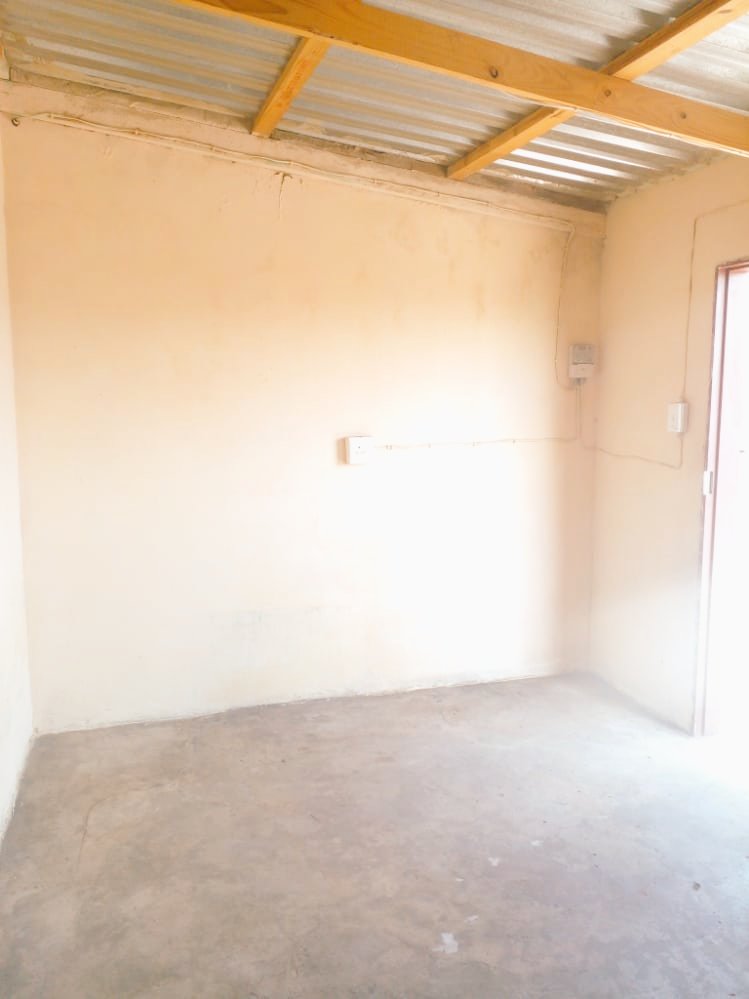 WanderBooi's tweet photo. ROOM FOR RENTAL AVAILABLE...

ADDRESS: Mangrove St, Ebony Park, Midrand, 1632 
•PrePaid Electricity Meter Included

Short-term &amp; month-to-month rental available. For more information call➡️ +27 61 645 2822 Or Text Via WhatsApp🔗 https://t.co/YwVYEuKUfR OR https://t.co/g9tDBVPFYE https://t.co/AyRi4bbkol