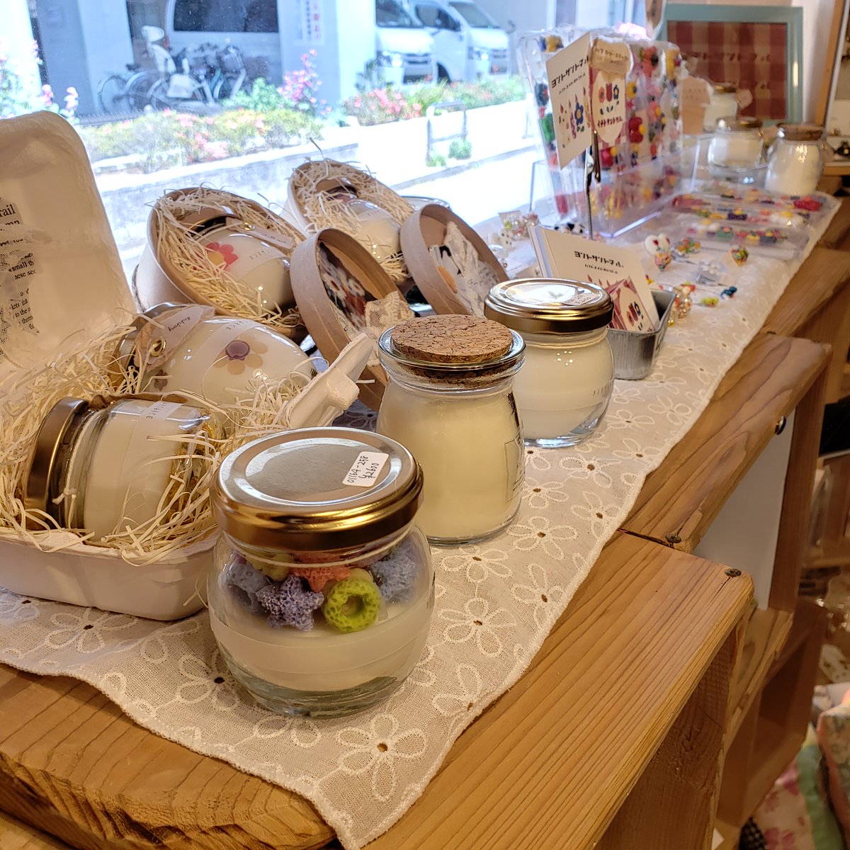 hattif_zakka's tweet photo. 【 レトロポップな雑貨たち 】
みなさん、こんにちは！本日からｲ ﾁ ﾄ ｻ ﾝ ﾄ ﾏ ﾙ。さん（ @ichitosantomaru ）のminiminiギャラリー展示が始まりましたのでお立ち寄り頂けたら嬉しいです(⋈◍＞◡＜◍)

【SNS紹介】
◆Instagram：https://t.co/UzLpx9m6Ij

#ハンドメイド好きさんと繋がりたい https://t.co/5hHlG3CeNd
