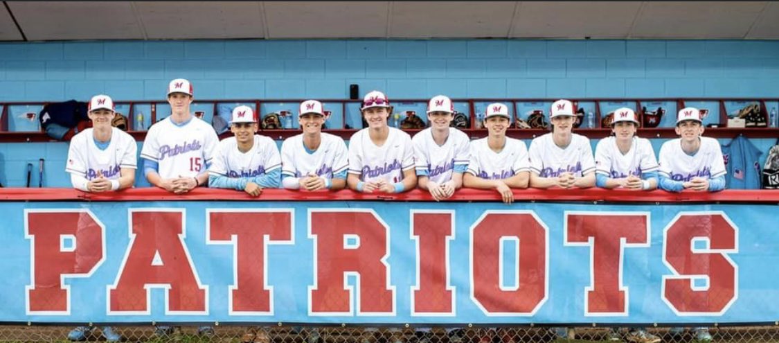 To our 10 seniors, THANK YOU!! What an incredible group of young men you are. You’ll be successful in whatever it is you choose to do in life. Once a Patriot, always a Patriot. #Pats