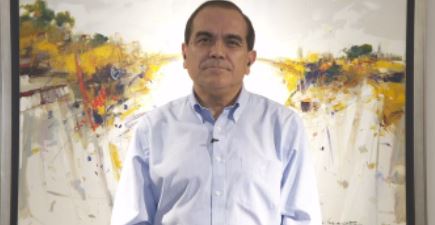 CNNChile's tweet photo. “Fue una designación errónea”: Carlos Maldonado criticó el desempeño de Izkia Siches en Interior
https://t.co/hqkzlTJYL3 https://t.co/QV0Ywej3zc