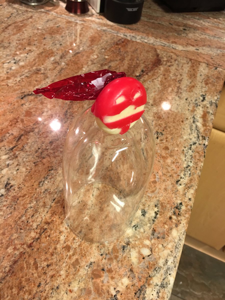 JasperQuin_NFT's tweet photo. @Mr_Moustacheese SuperCheese! #NFTCommunity #NFT #NFTart #NFTs #NFTartist  #NFTfamily #NFTworld #NFTnext #Switzerland #hero #nftart #Cheese #moustache #babybel #supercheese 🧀. @Mr_Moustacheese https://t.co/7aLWjmHz4F