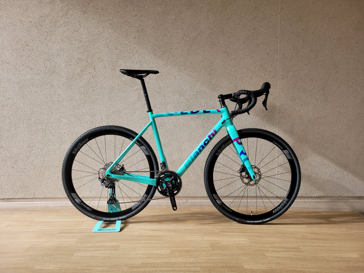 Kisarazu1885's tweet photo. 【自転車の大掃除】
コンニチハ、
＃ビアンキファクトリーアウトレット木更津店 です。
ブログを更新しました。
⇓リンクからご覧ください。
https://t.co/BA4IJAjQIb
#Bianchi 
#センプレプロ #SemprePro 
#ゾルダープロ #ZolderPro https://t.co/gHJNfEmXlI