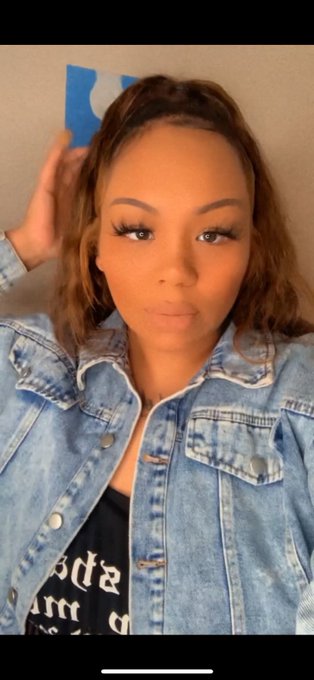 I don&rsquo;t really be on twitter, so follow my #Instagram @killa.lala 💋 https://t.co/7cJ9AqNPvt<a href="/tag/instagram"class="tags">#Instagram</a>