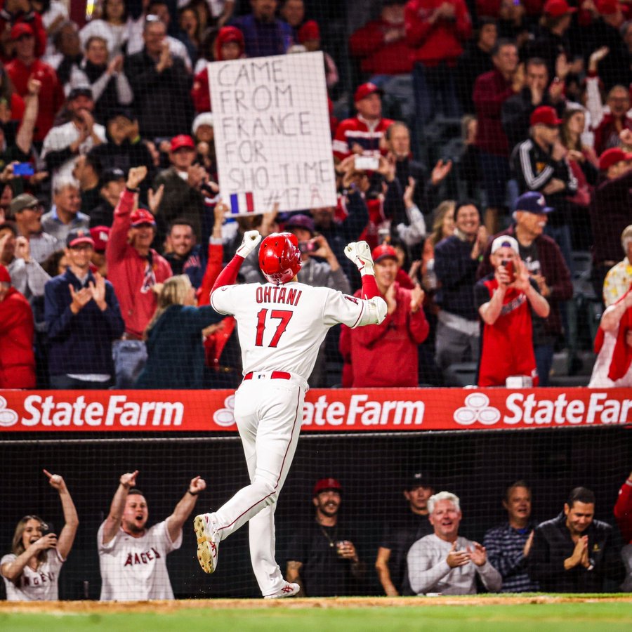 大谷翔平のため フランスから来た 満塁hrを見届けた幸運なファンを米識者が発見 The Answer
