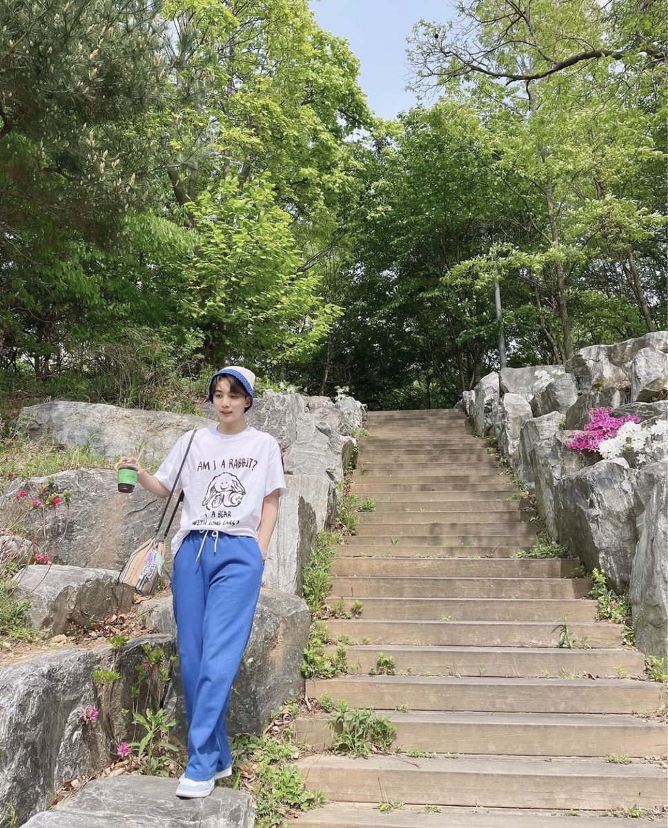 acmedevie's tweet photo. 윤정한의 남자친구 소재 .. ✿☘️💞 https://t.co/en8I4svMED
