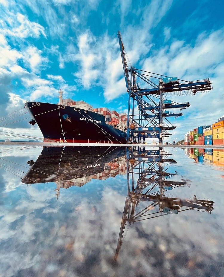 SeaWindPK's tweet photo. 🌞𝐆𝐨𝐨𝐝 𝐌𝐨𝐫𝐧𝐢𝐧𝐠 𝐅𝐨𝐥𝐤𝐬!

#Seawind #Shipping #Pakistan #Instagram #SeaPort #Container https://t.co/4GymFt14Xx