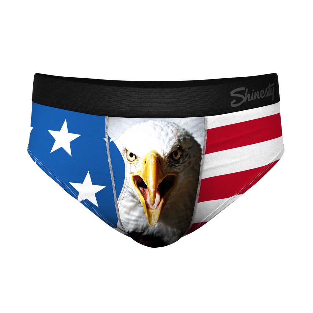 Estatesalehero's tweet photo. @_CharlesBarkley 

COMMANDO* your going  - Chuck!
(Not Comanche) 
Hey, you don’t know until you Know sometimes…
You’ve Won our Hearts my friend — Keep up the Great Work!
#UnderGarmentWoes @NBAonTNT 
 #NBA #CharlesBarklay https://t.co/Vm65aakWLR