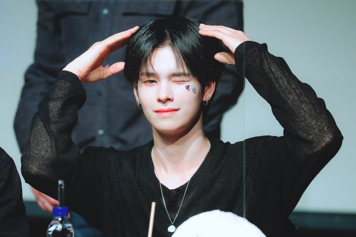 220508 🐶🐶
#크래비티 #CRAVITY #세림 #SERIM