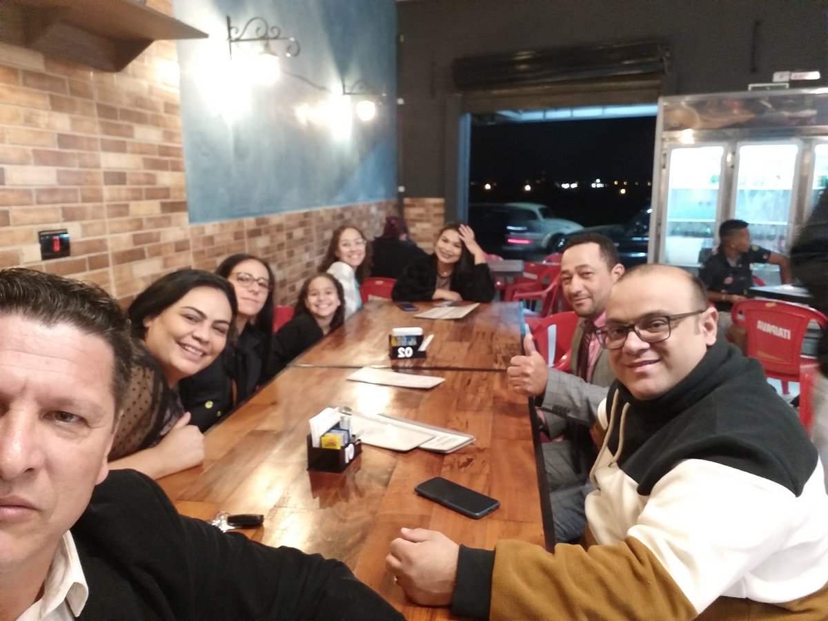 SilvioeSandraSS's tweet photo. Sempre bom estar com #amigos 🙌🙏 https://t.co/pAjIOMoK7M