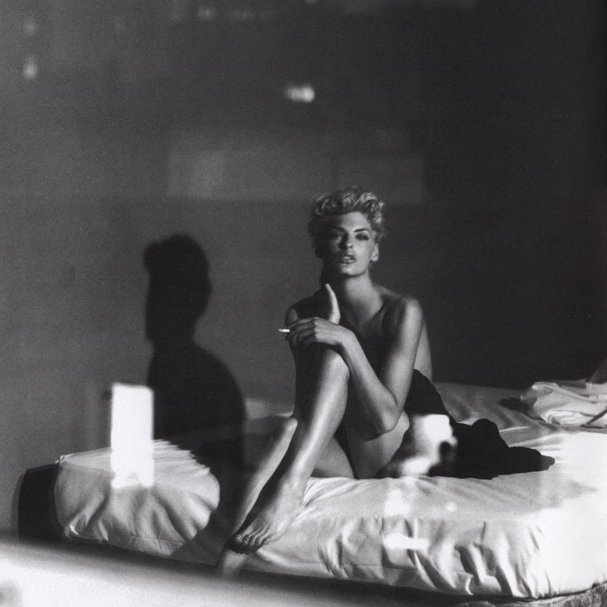 Dream Baby Dream

© Linda Evangelista by Steven Meisel 1991