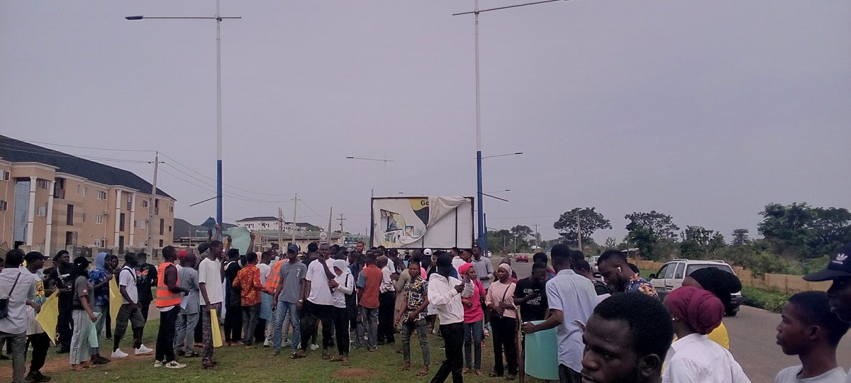 ayodeji_aow's tweet photo. What do we want?; END ASUU strike✅
When do we want it?; NOW!💯#ASUU
#EndASUUStrikeNow https://t.co/cgg34uBOpb