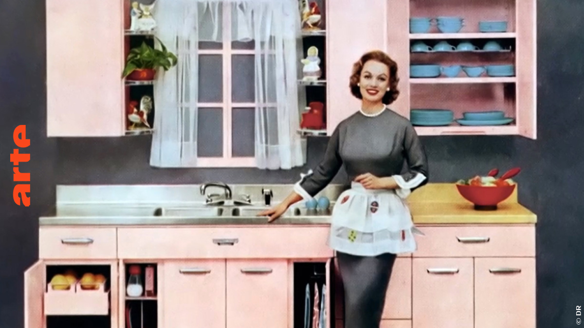 👱🪡🧽🛏⏰🥘 #Société - "L'histoire oubliée des #femmes au foyer" de Michèle Dominici, un éclairage rare sur une thématique délaissée par les sciences sociales. #DroitDesFemmes
Sur <a href="/ARTEfr/">ARTE</a> le 17.05 et déjà sur arte.tv ➡ bit.ly/3vYyZ6p