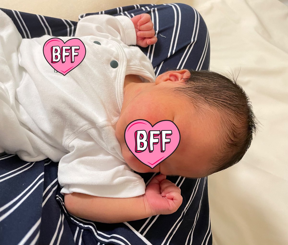 aoiromilk's tweet photo. ミルク飲んでぐっすり寝てる
顔が浮腫んでてなかなか目が開かない息子👶 https://t.co/RqMWIp81w6
