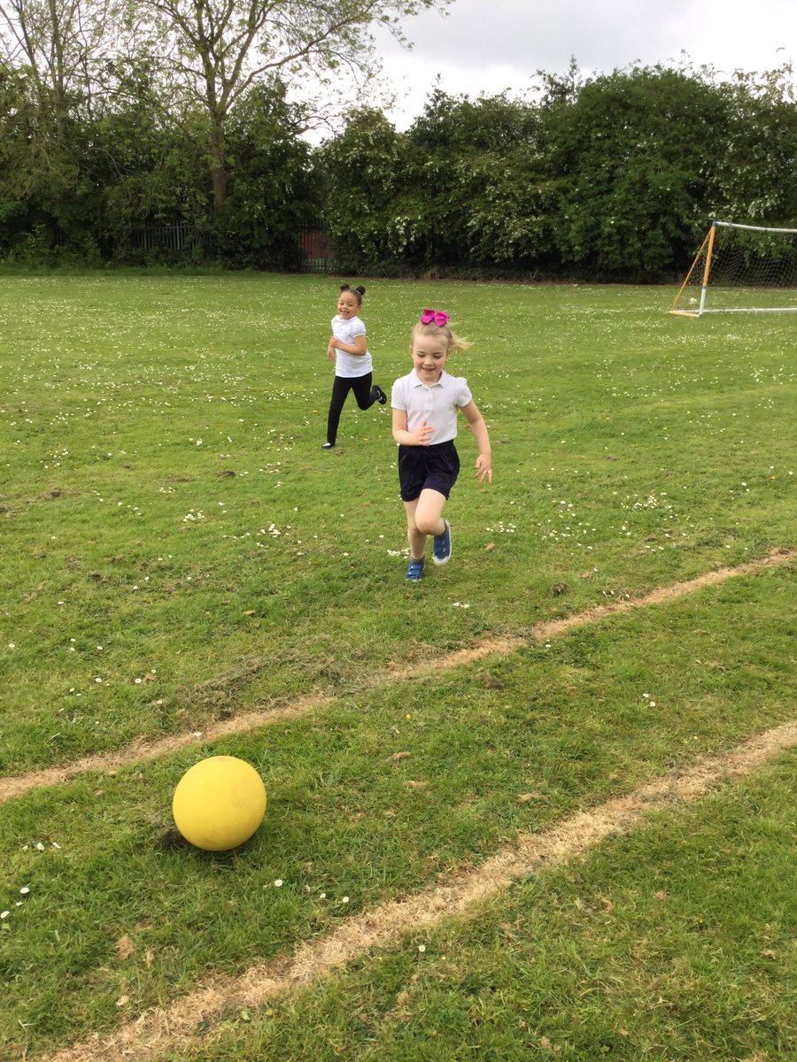 Murdishaw West YF tweet media