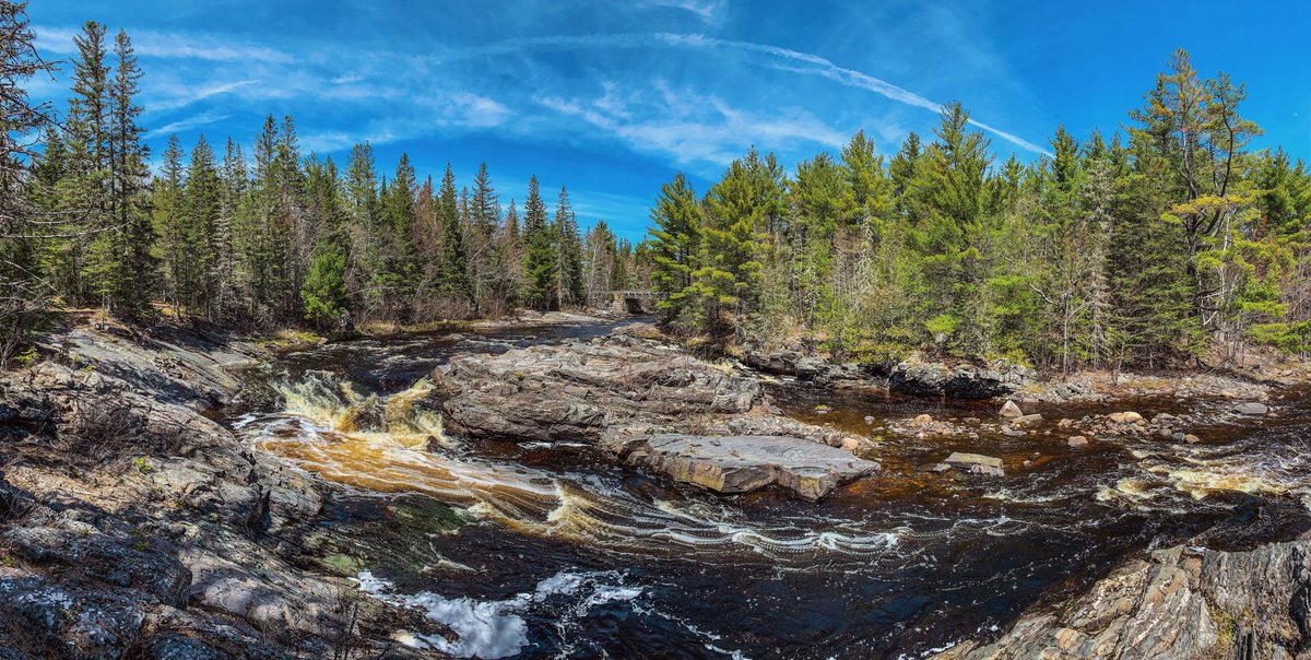 sidequestnb's tweet image. A stunner of a Sunday, as we explored a “new-to-us” river in Charlotte County, after a great lunch of fish and clams from a @TownofStAndrews roadside. #ExploreNB