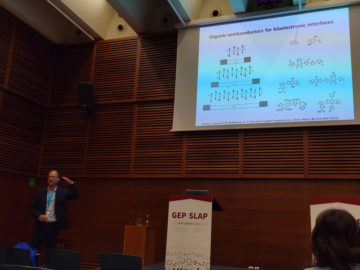 eu_lionhearted's tweet photo. Our @Unibo partner @TobiasCramer13 held a talk about the modelization of the core mechanisms driving the #light-#polymer-#electrolyte transduction, which is at the base of the #lightcell interaction exploited by LH 🦁🫀
Stay tuned for more updates from @gepslap2022! https://t.co/np3aOKNPXW