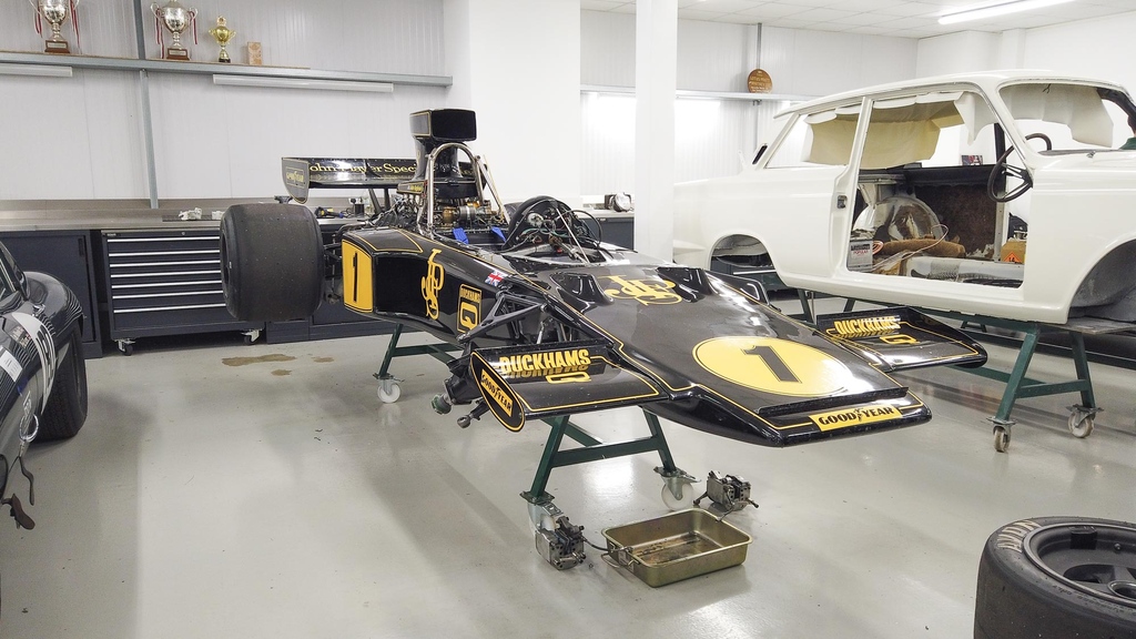 Motor Verso (@motorverso) on Twitter photo We took a look behind the scenes at Classic Team Lotus. They have an amazing working collection of Lotus motorsport cars from 1954 onwards. Find out more here.
motorverso.com/classic-team-l…
#ClassicTeamLotus
#LotusCars
<a href="/ClassicLotus/">Classic Team Lotus</a>
@LotusCarsPr We took a look behind the scenes at Classic Team Lotus. They have an amazing working collection of Lotus motorsport cars from 1954 onwards. Find out more here.
motorverso.com/classic-team-l…
#ClassicTeamLotus
#LotusCars
<a href="/ClassicLotus/">Classic Team Lotus</a>
@LotusCarsPr