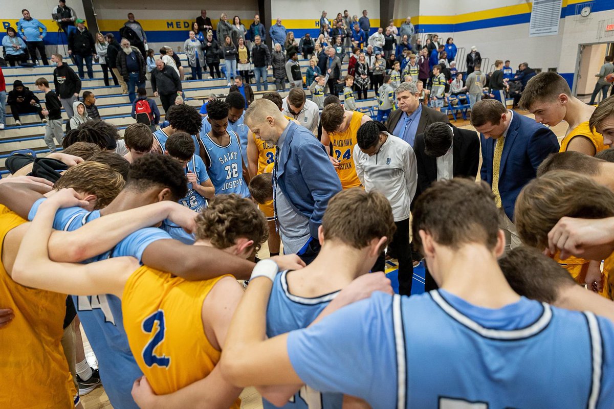 LeverageP's tweet photo. “…And all that matters, did you receive Jesus Chist as your Savior. And I tell you guys that is the greatest decision you ever can make. He offers a free gift of salvation to each and everyone of you. If you’ve never made that decision, I would encourage you to do so..” - Coach https://t.co/OFXUoIjbjI