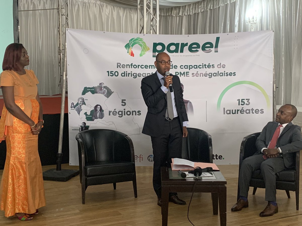 Pareel_sn's tweet photo. Live | Événement de clôture #Pareel

Signature de l’accord de partenariat entre @EcobankSenegal et @Deloitte par Monsieur Sahid Yallou, Directeur Général de Ecobank et Monsieur Marc-Fadel Alexandrenne, Managing Partner de Deloitte #Sénégal. 

#WomensEconomicEmpowerment https://t.co/WthmGTaA4o