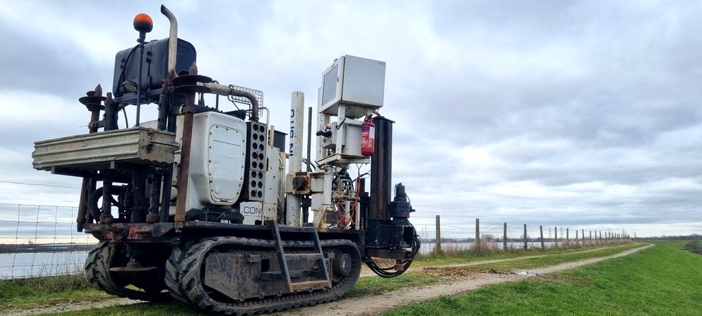 InSituSI's tweet photo. CPTs completed around a reservoir in the South using our 'Mini Rig', CPT 003. Thanks to Dom for this photo! #InSituSI #reservoir #CPTs #minirig https://t.co/N4680OqsDw