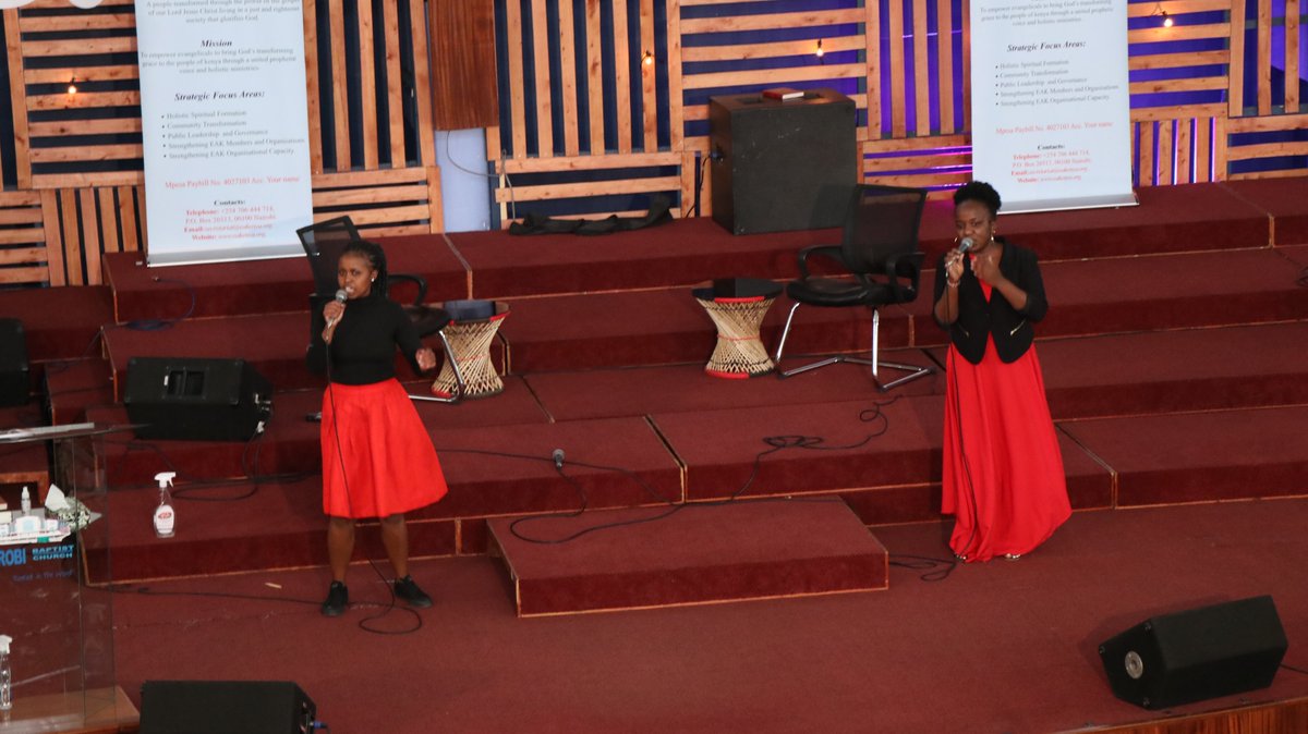 EAK_Kenya_'s tweet photo. 🎵Umeahidi ewe Bwana huniachi 🎵

#thekenyawewant https://t.co/09MlAyIaFj