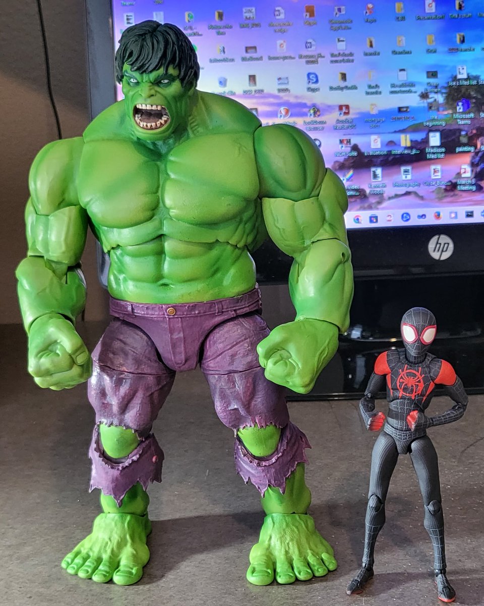 OutOfThePackage's tweet photo. One of the best #Hulk figures I've ever seen.
#OutOfThePackage #ToyMan #toyjoy #toysiwant #toycollector #actionfigures @CollectDST @Marvel #toyphotography #toypics https://t.co/tcnKUn5mYl