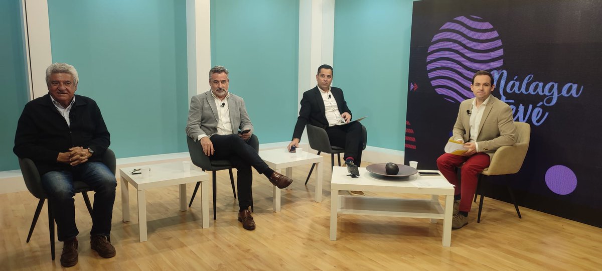 #MálagaTeVe📺 

👉🏻En nuestro espacio político con <a href="/DavidMoralesMLG/">David Morales</a> analizamos la actualidad local y regional 

🗣️Esta semana nos acompañan <a href="/JuanaleAlcover/">Juan Alcover Robles</a> <a href="/chumyplanzac/">Ric Plan</a> y <a href="/antoniourenha/">Antonio Urenha</a> 

▶️ youtu.be/sYTXCh5YK6c